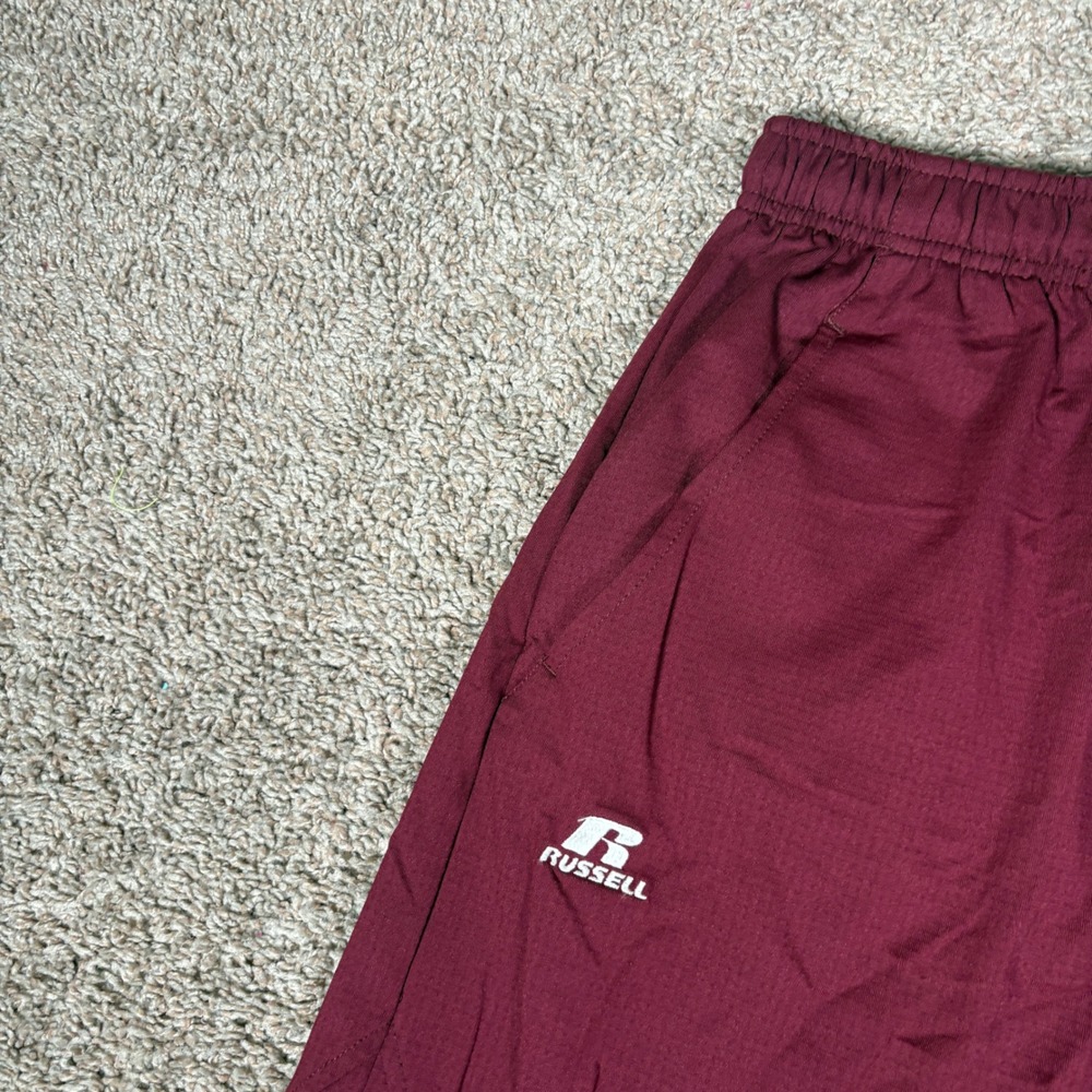 Mens Russell Athletic Washington Redskins Dri-Power Shorts Burgundy Medium